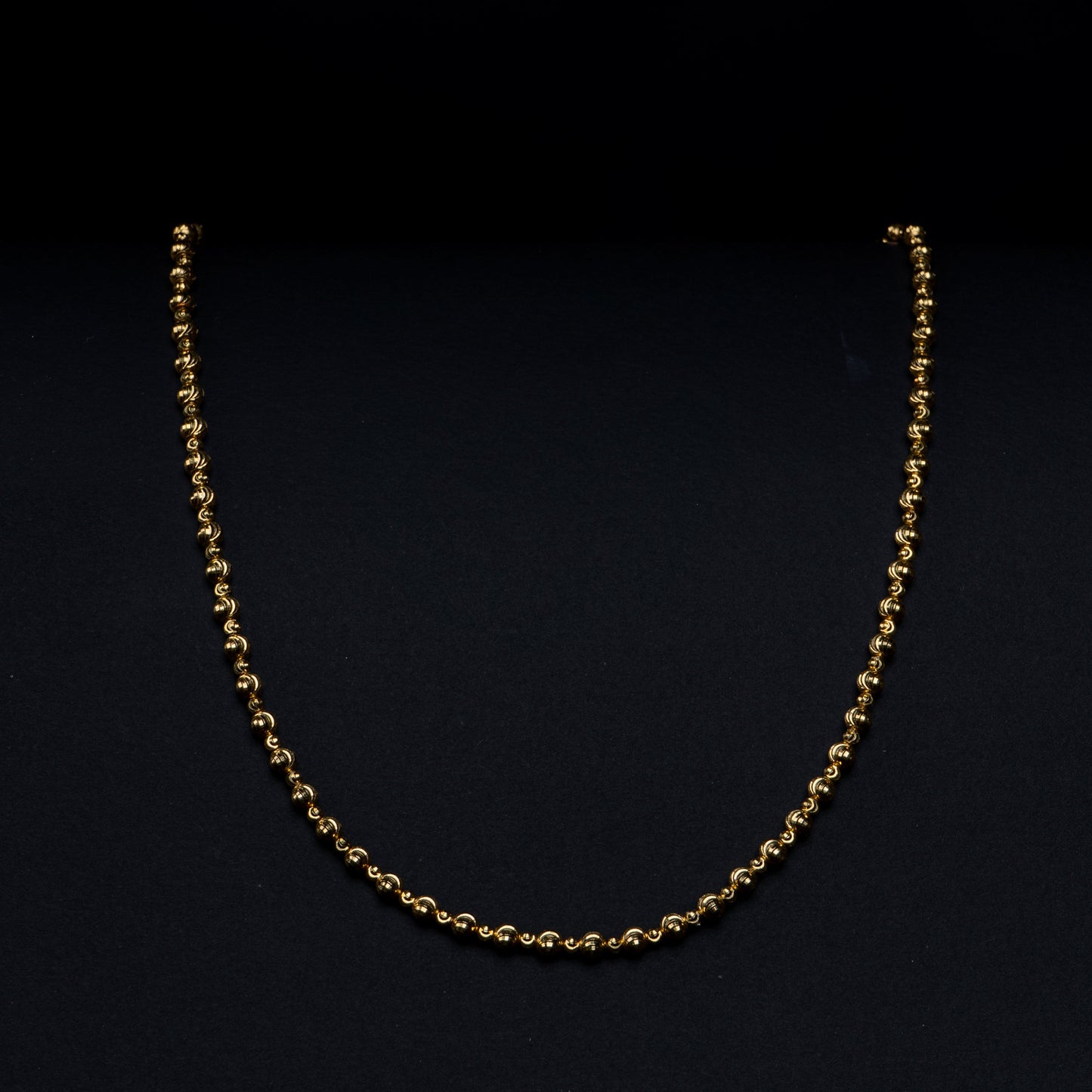 18k Yellow Gold Moon Cut Beaded Ball Necklace