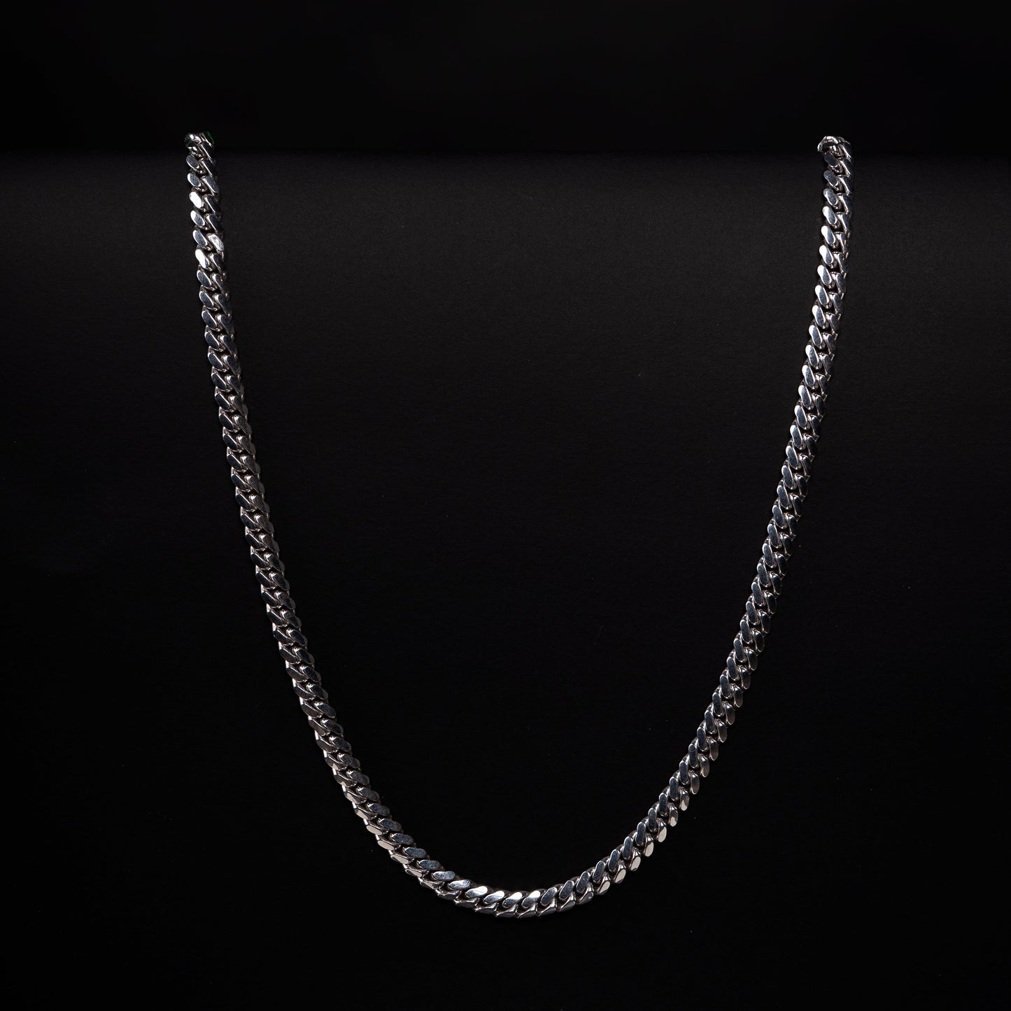 18k White Gold Cuban Necklace